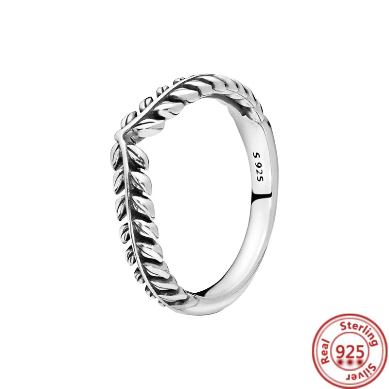 Sparkling Zircon Wings & Floral Detail – 925 Sterling Silver