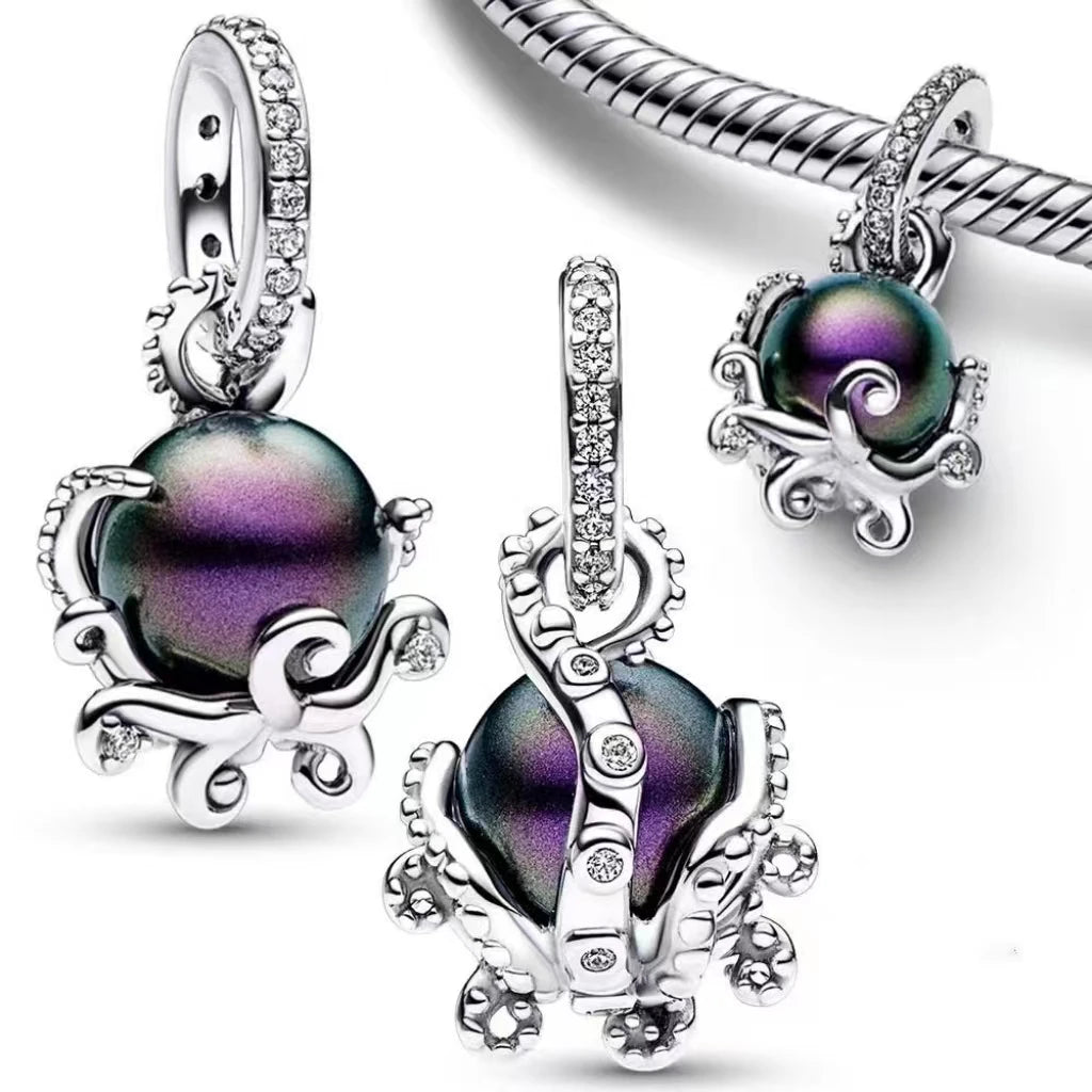 Hero-Inspired charm – 925 Sterling Silver