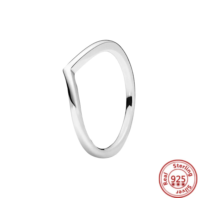 Sparkling Zircon Wings & Floral Detail – 925 Sterling Silver
